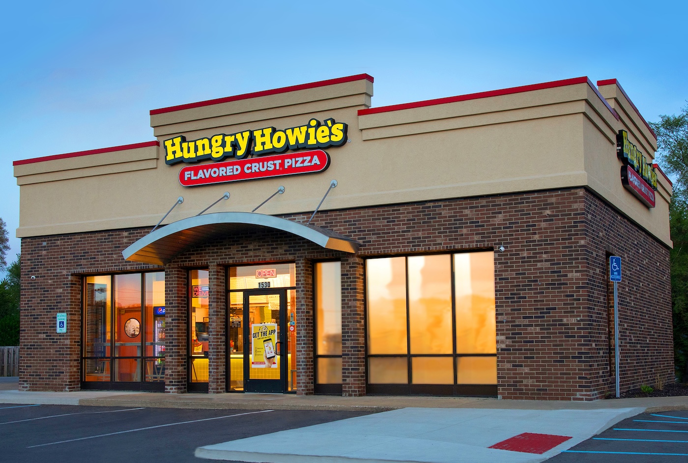 Hungry Howie's storefront